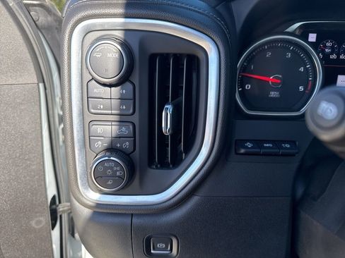 Used 2022 Chevrolet Silverado 3500 High Country w/ Z71 Off-Road Package image 10