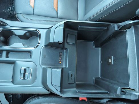 Used 2024 GMC Sierra 2500 AT4 w/ AT4 Premium Plus Package image 29