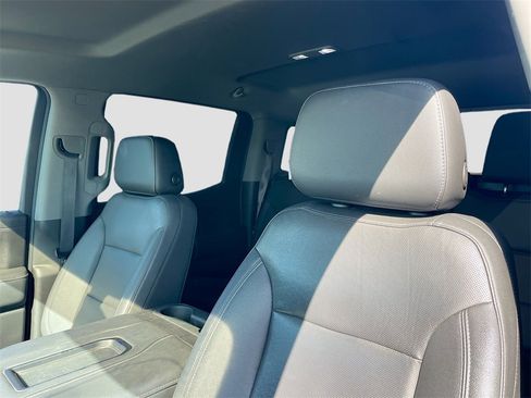 Used 2021 GMC Sierra 1500 SLT image 12