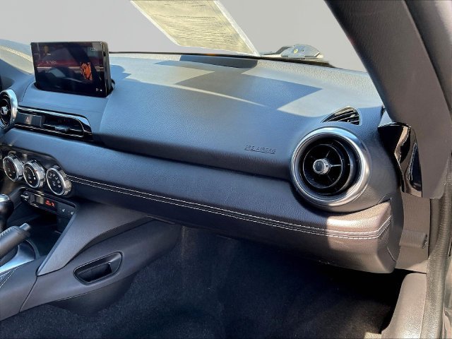 Used 2025 MAZDA MX-5 Miata RF Grand Touring RWD image 24