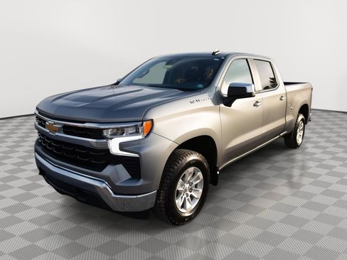 Used 2023 Chevrolet Silverado 1500 LT w/ Protection Package image 8