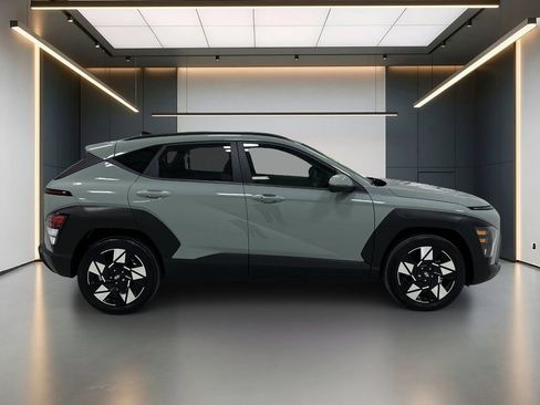 Certified 2024 Hyundai Kona SEL FWD image 6