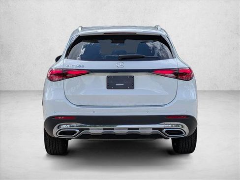 Used 2026 Mercedes-Benz GLC 300 image 8