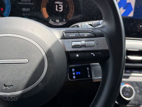 Used 2025 Hyundai Sonata SEL FWD image 22