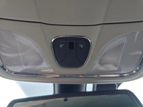 Used 2017 Jeep Cherokee Trailhawk image 38