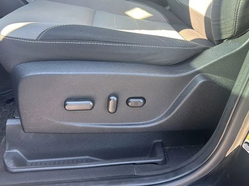 Used 2014 Ford Escape SE FWD image 22