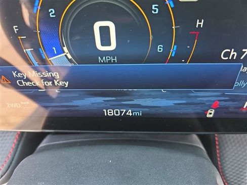 Used 2025 Chevrolet Equinox RS w/ Safety and Technology Package image 14