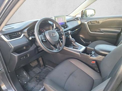 Certified 2025 Toyota RAV4 LE image 9
