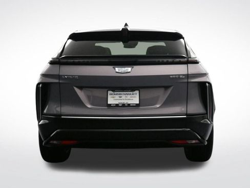 Certified 2025 Cadillac Lyriq Luxury AWD/4WD image 4