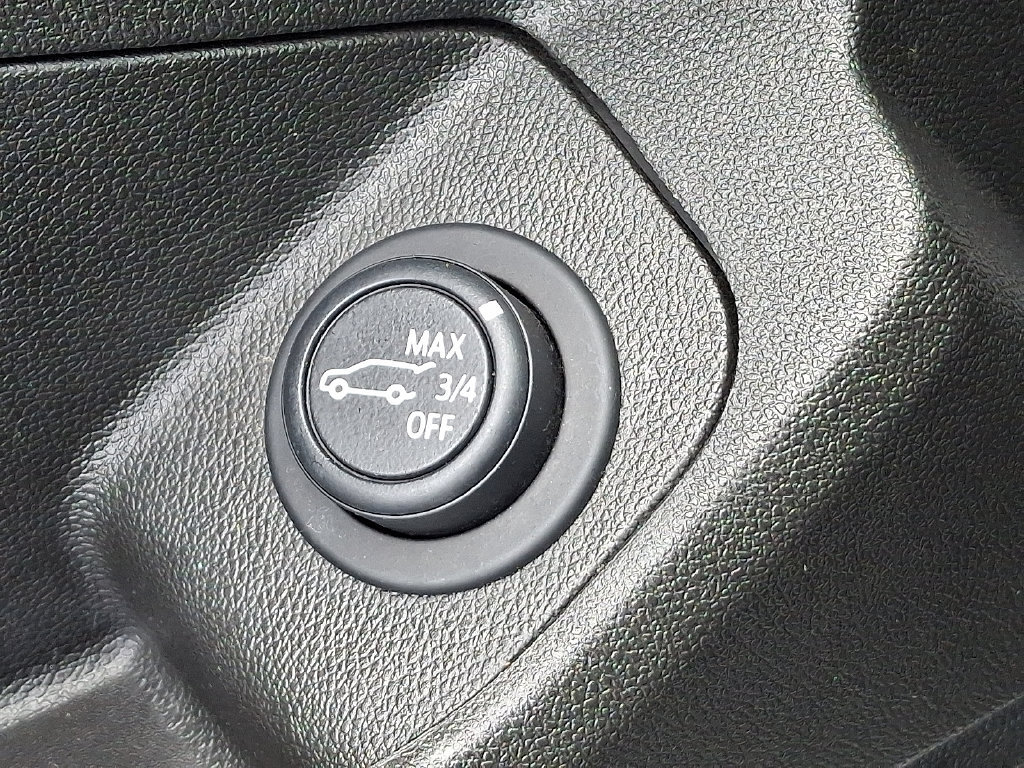 Certified 2023 GMC Terrain SLT FWD image 27
