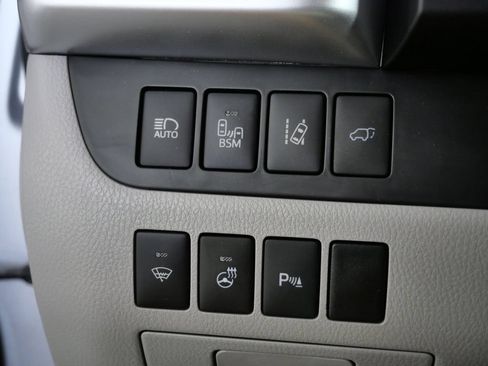 Used 2016 Toyota Highlander Limited Platinum AWD/4WD image 20