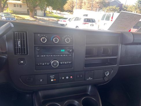 Used 2019 Chevrolet Express 2500 image 11