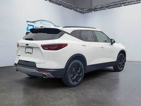 Used 2023 Chevrolet Blazer LT w/ Convenience Package image 3