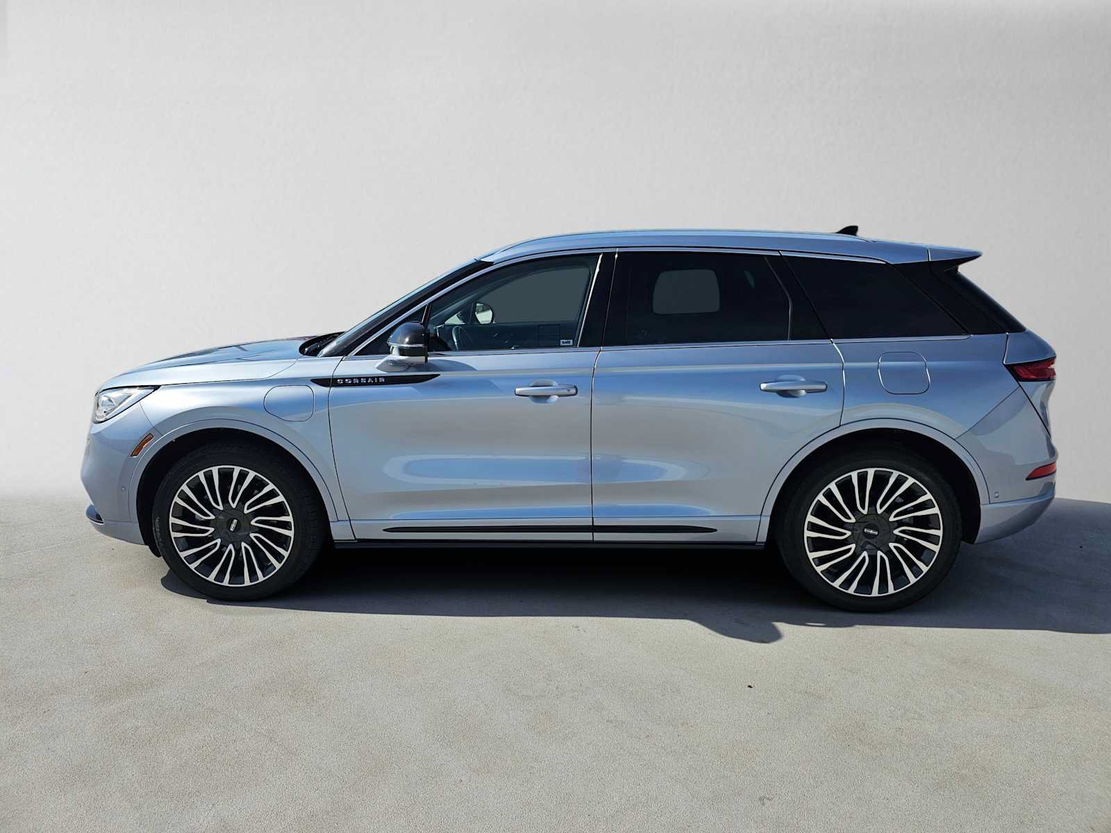 Used 2022 Lincoln Corsair Grand Touring w/ Elements Technology Bundle AWD/4WD image 6