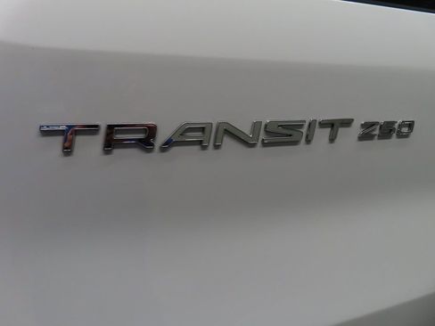 Used 2023 Ford Transit 250 Low Roof AWD w/ Exterior Upgrade Package image 39