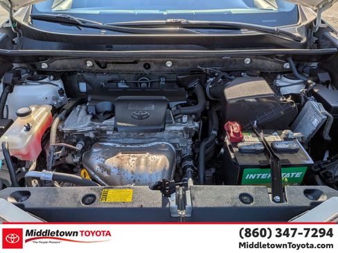 Used 2013 Toyota RAV4 Limited image 37