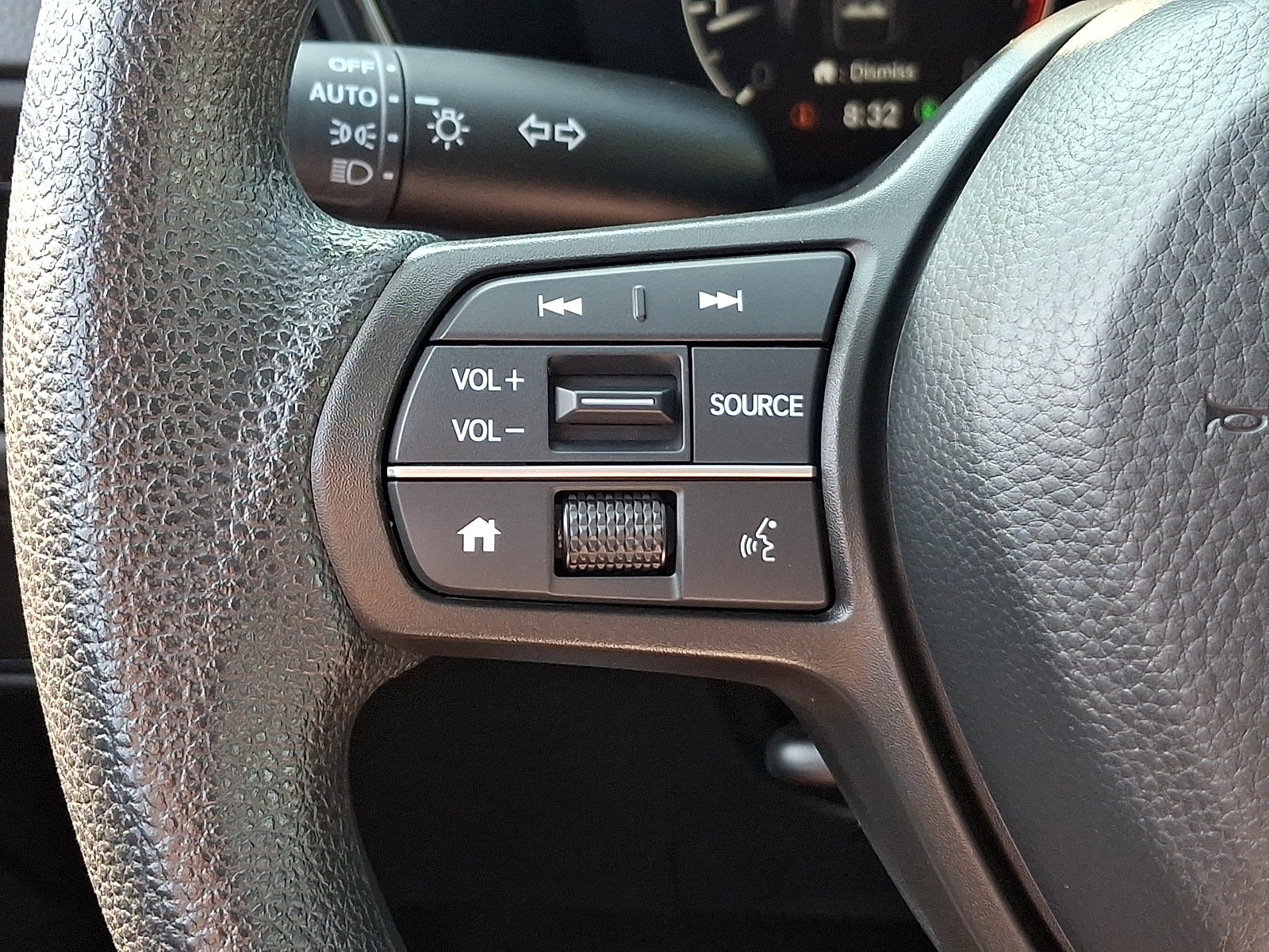 Used 2025 Honda CR-V EX image 22