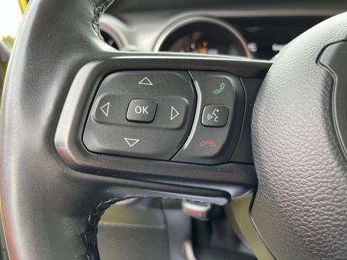 Used 2022 Jeep Wrangler Unlimited Sport image 17