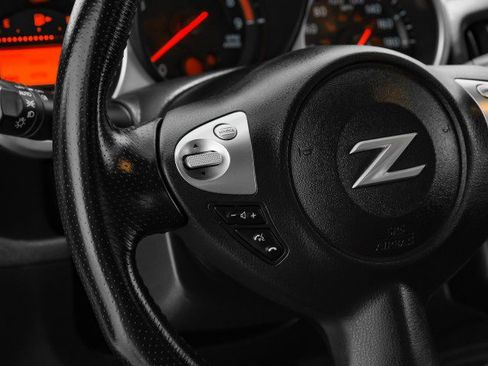 Used 2017 Nissan 370Z Touring Sport image 14