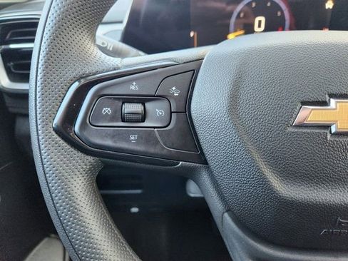 Used 2025 Chevrolet TrailBlazer LS w/ LS Convenience Package image 29