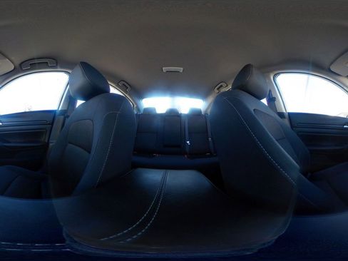 Used 2025 Nissan Altima 2.5 SV image 42