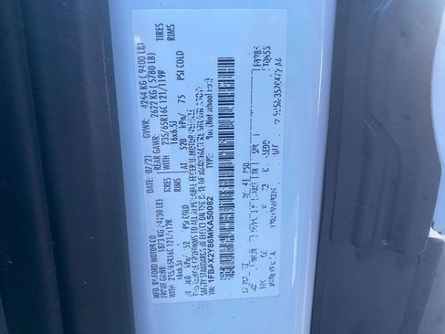 Used 2021 Ford Transit 350 XLT image 32