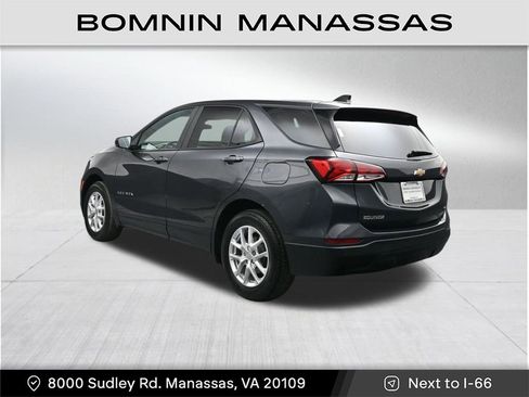 Used 2022 Chevrolet Equinox LS w/ LS Convenience Package image 3