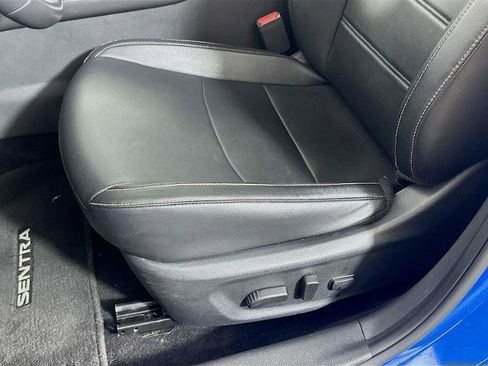 Certified 2023 Nissan Sentra SR w/ SR Premium Package image 18