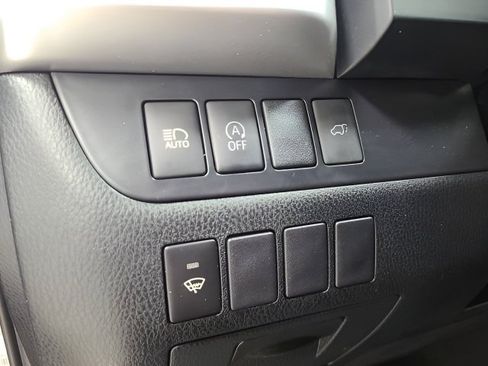 Used 2019 Toyota Highlander SE AWD/4WD image 37