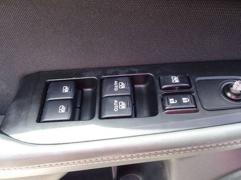 Used 2015 Subaru Outback 2.5i Premium AWD/4WD image 13