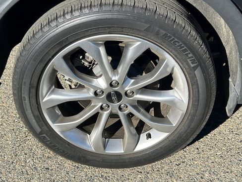 Used 2018 Lincoln MKC Select w/ Select Plus Package image 13