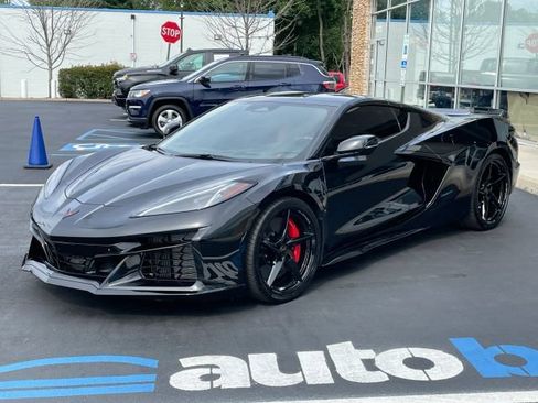 Used 2025 Chevrolet Corvette E-Ray w/ ZER Performance Package AWD/4WD image 9