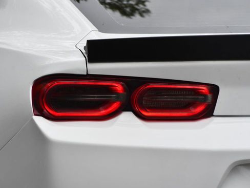 Used 2019 Chevrolet Camaro LT image 6