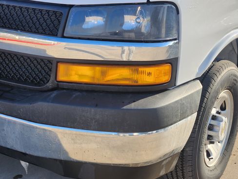 New 2025 Chevrolet Express 3500 w/ Power Convenience Package image 15