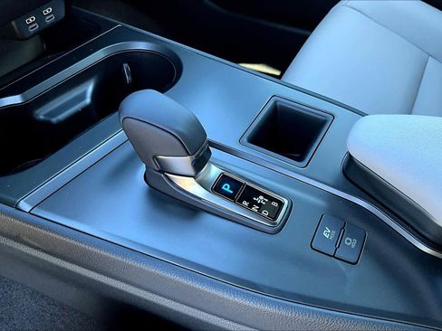 New 2026 Lexus UX 300h FWD image 11