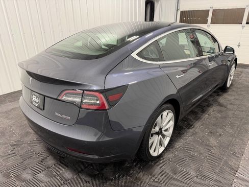 Used 2020 Tesla Model 3 Performance image 4