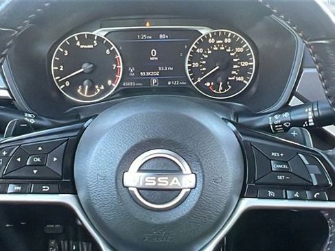 Used 2023 Nissan Altima 2.5 SR image 31