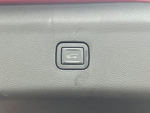 Used 2024 Buick Enclave Essence w/ Experience Buick Package AWD/4WD image 43