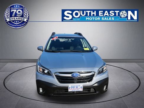Used 2020 Subaru Outback Premium AWD/4WD image 3