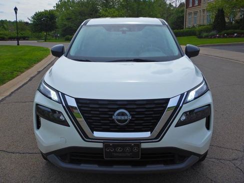 Used 2023 Nissan Rogue S AWD/4WD image 7