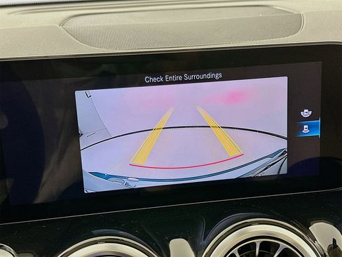 Certified 2023 Mercedes-Benz GLB 250 image 14