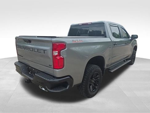 Used 2025 Chevrolet Silverado 1500 LT Trail Boss w/ Convenience Package II AWD/4WD image 5