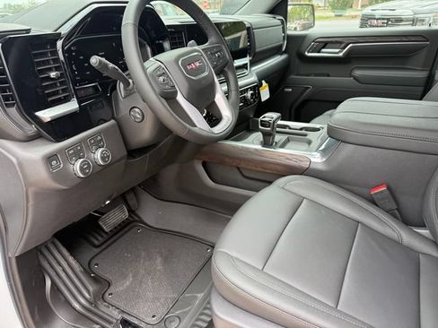 New 2026 GMC Sierra 1500 SLT AWD/4WD image 18