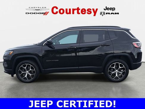 Certified 2024 Jeep Compass Limited AWD/4WD image 8