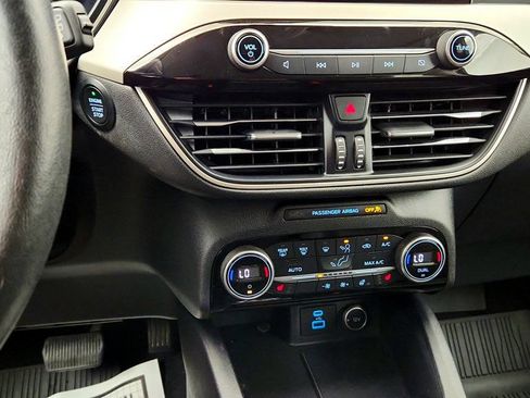Used 2021 Ford Escape SEL AWD/4WD image 17