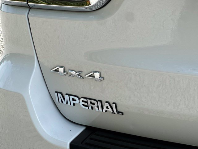 Used 2021 Jeep Grand Cherokee Laredo AWD/4WD image 14