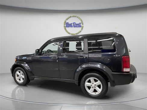 Used 2010 Dodge Nitro SXT w/ Trailer Tow Group image 3