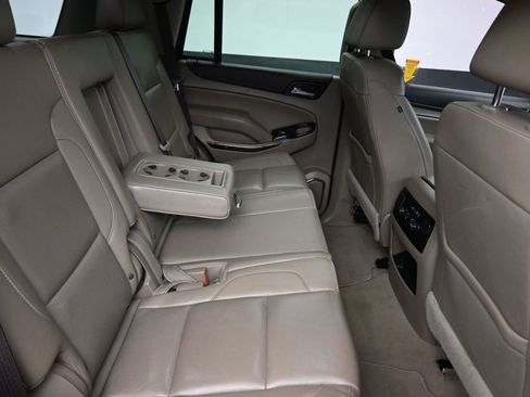 Used 2019 GMC Yukon SLT image 34