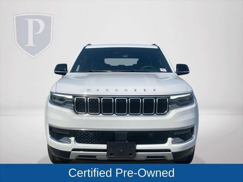 Certified 2024 Jeep Wagoneer Series II w/ Flexible Seating Group AWD/4WD image 4