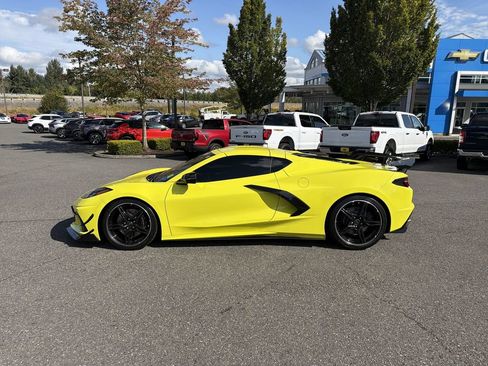 Certified 2022 Chevrolet Corvette Stingray Premium Cpe w/ Z51 Performance Package RWD image 7